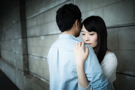 曖昧な関係 大人|曖昧な関係を続けたがる男性心理とは？モヤモヤした関係を終わ。